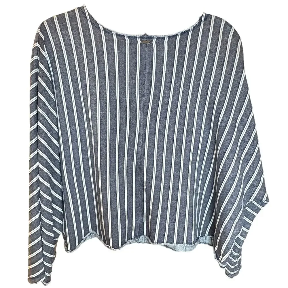 O’Neill Women’s Blue w/ White Stripes Dolman Long Sleeves Sz XL Raw Hem Shirt